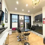 Urbanflat 55 - Marylin Monroe Flat In Parisian Historic Passage