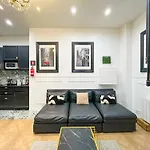 Urbanflat 55 - Marylin Monroe Flat In Parisian Historic Passage